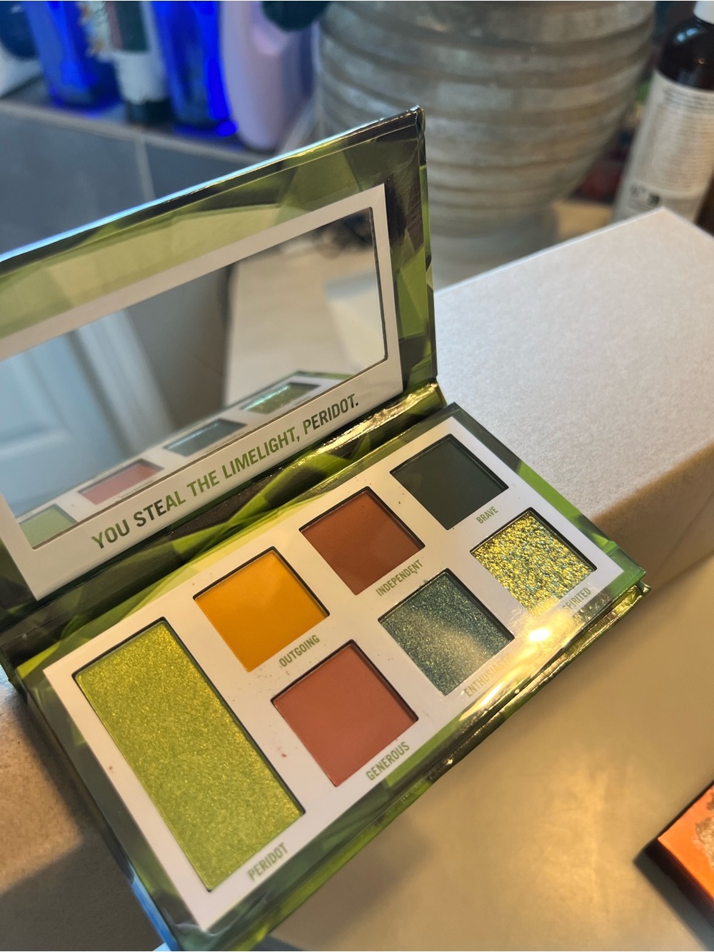 BH Cosmetics Peridot Green & Teal Eyeshadow Palette
